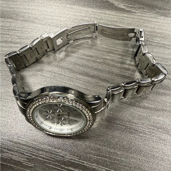 Style & Co Women’s Silver Stainless Steel Crystal Round Quartz Watch SC1169 F210 - Picture 8 of 12